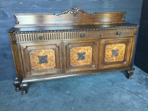 Chippendale Antique Oak and walnut Chippendale Buffet
