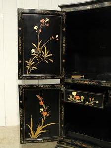 style Vintage chinese cabinet
