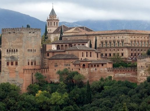 File:Alhambra Granada panorama.jpg - Wikimedia Commons