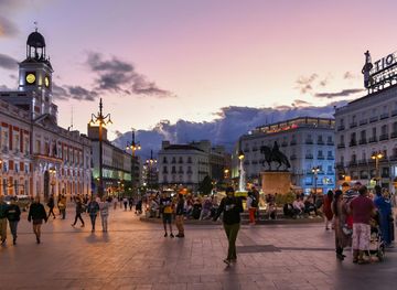 File:Madrid- Puerta del Sol ...