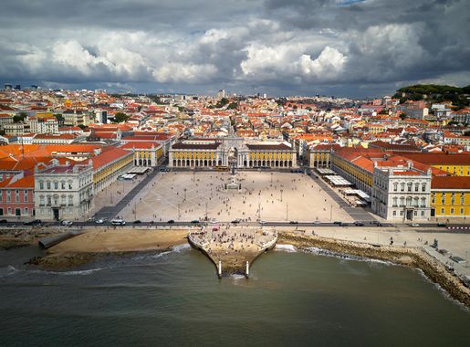 File:Lisbon main square (36622604910).jpg - Wikimedia Commons