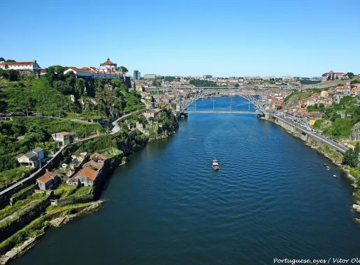 File:Rio Douro - Porto - Portugal (29945883050).jpg - Wikimedia Commons