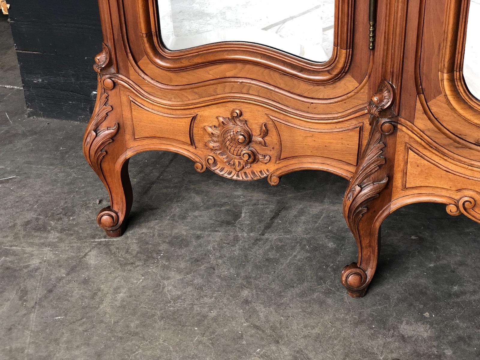 Antique walnut French Louis XV bedroom suite 