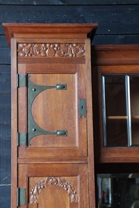 Arts and Craft style Buffet in Oak, Belgium 1900