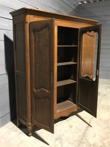 style Bookcase 3 doors