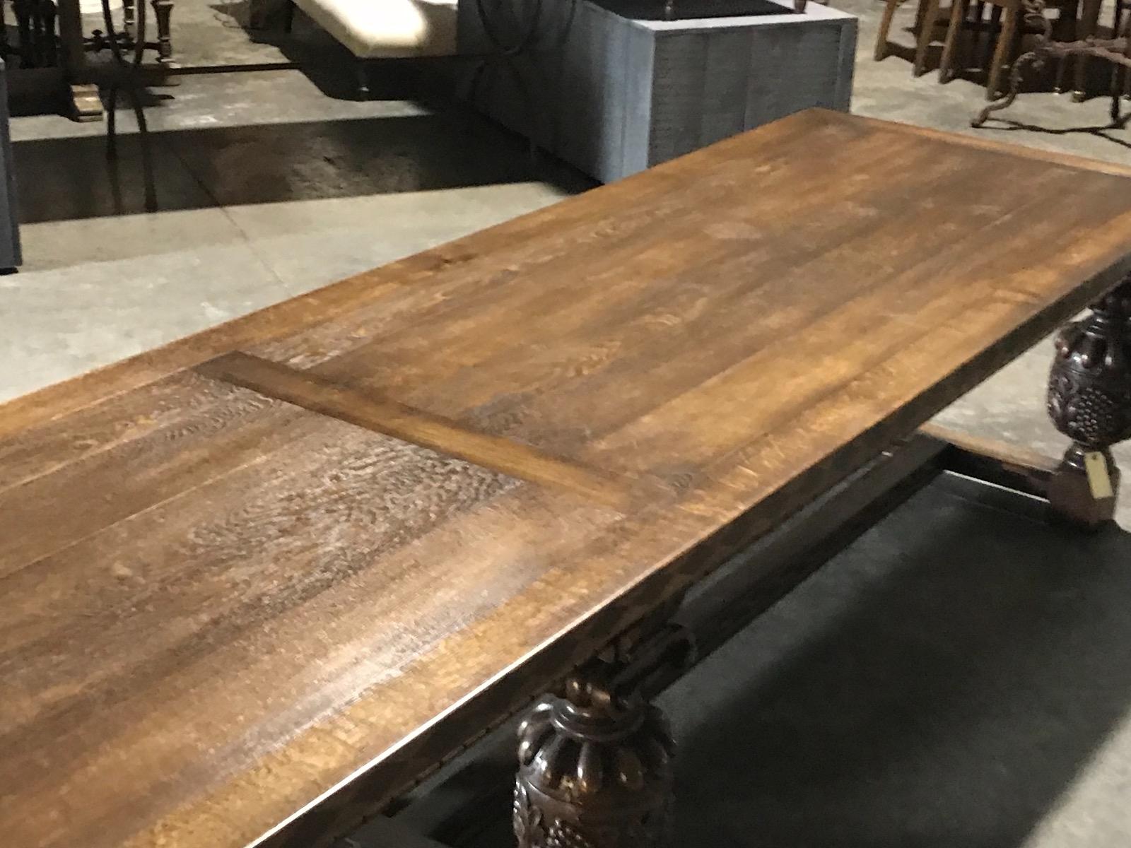 Exceptionnal Oak Tudor Dining Table