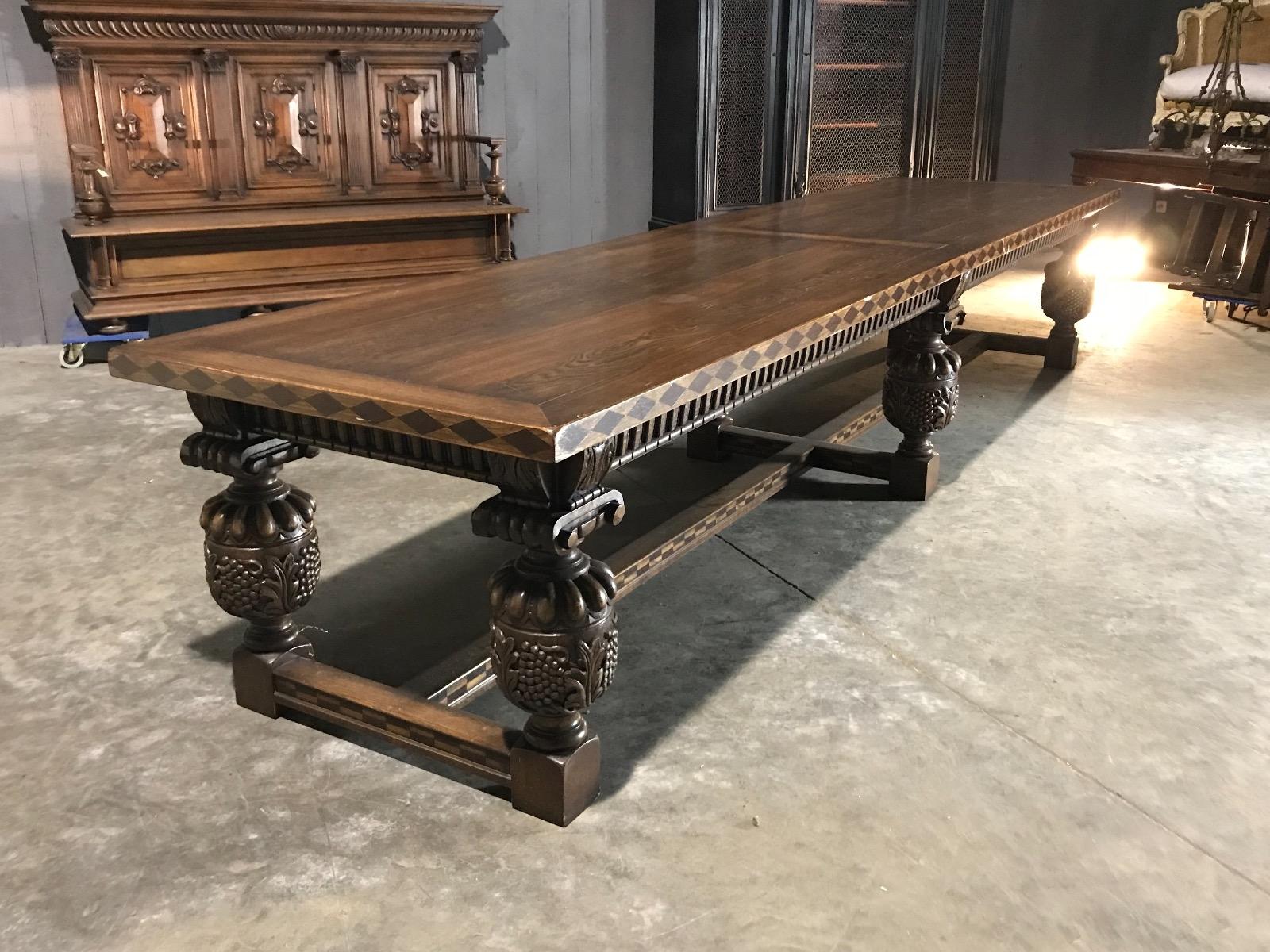 Exceptionnal Oak Tudor Dining Table