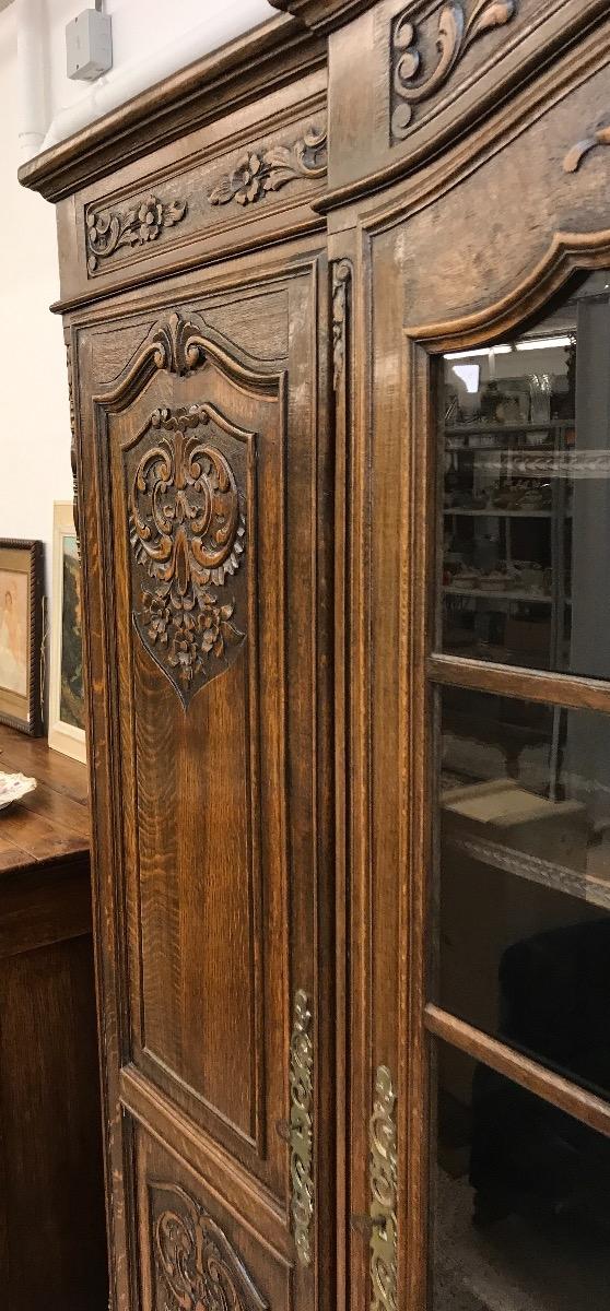 Fine Carved French Louis XV Oak 3 doors bookcase