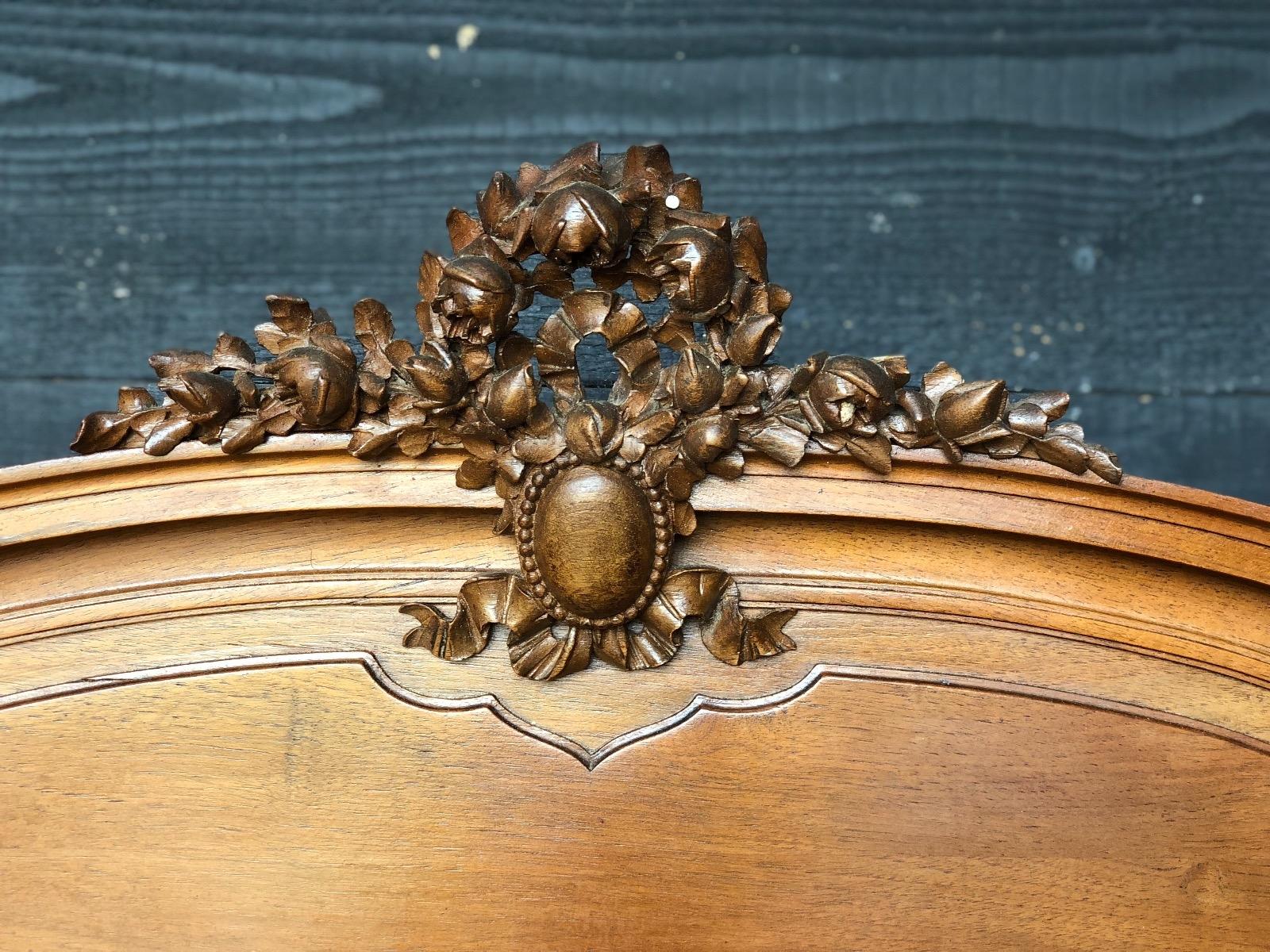 Fine Carved Walnut Transition Louis XV /Louis XVI French Server
