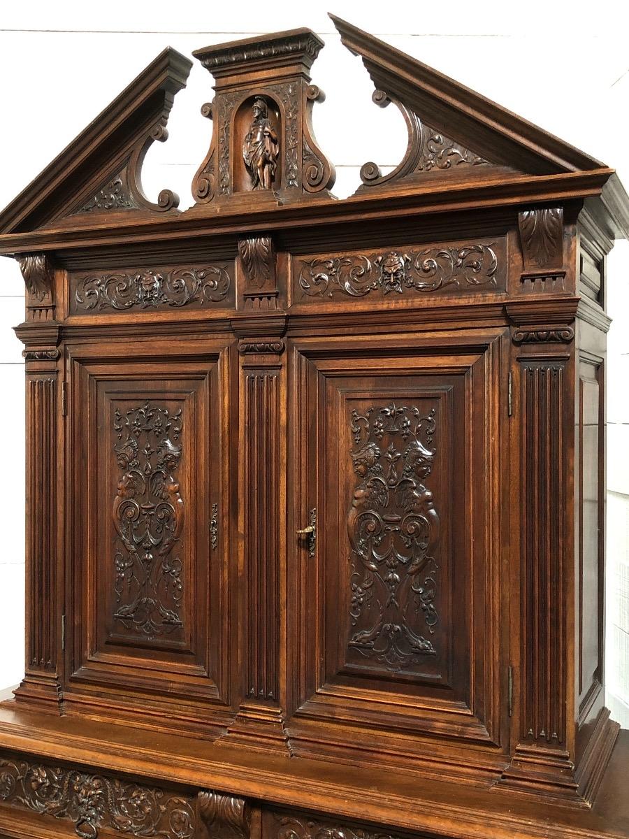 Fine walnut renaissance cabinet