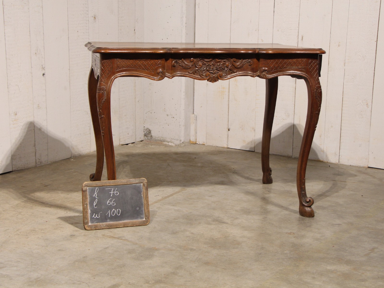 Louis 15 Antique table