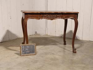 Louis 15 style Antique table in walnut, France 1900