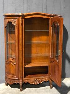 style Louis XV rounded display cabinet
