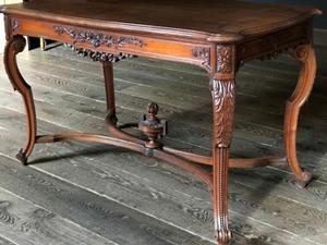 Louis XVI style Antique desk in Walnut, French 1880