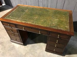 Mahogany english desk with drawers with green leather top 