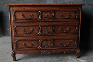 style Oak country french chest of drawers