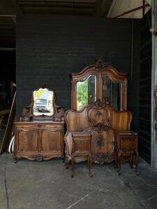 Quality french walnut louis XV bedroom suite 