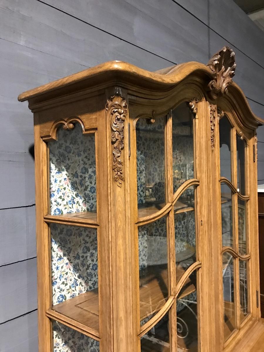 Quality Oak Régence Display Cabinet 