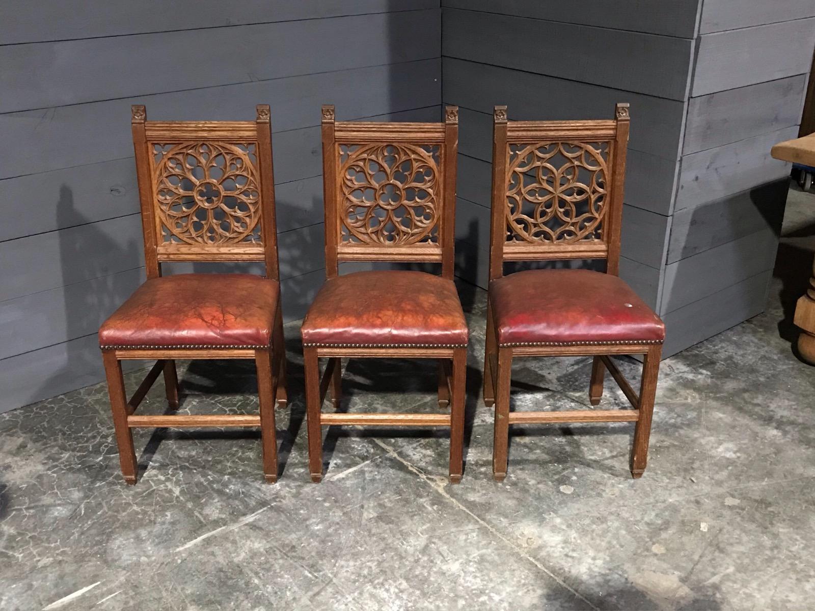 Set of gothic chairs 