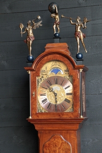 Standing Clock in Burled walnut, Dutch 1940