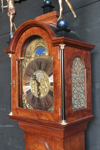 Standing Clock in Burled walnut, Dutch 1940