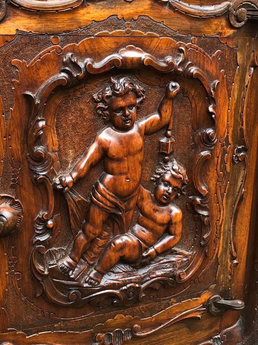 Walnut carved renaissance cabinet 