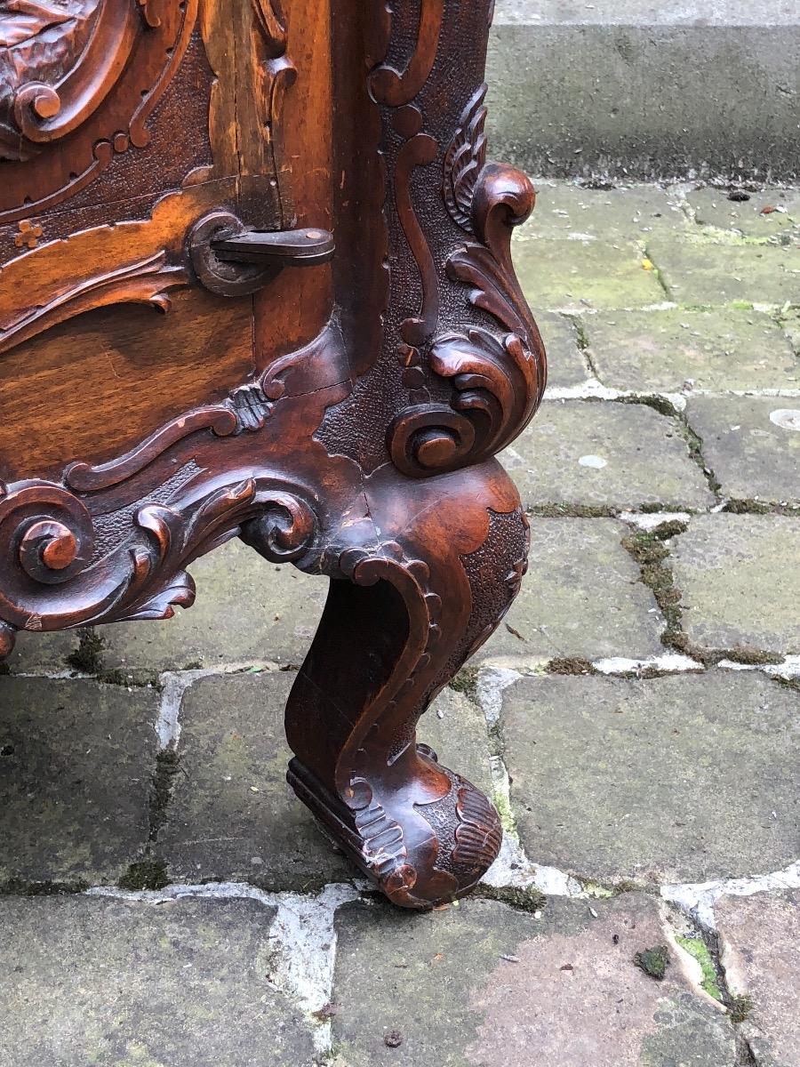 Walnut carved renaissance cabinet 