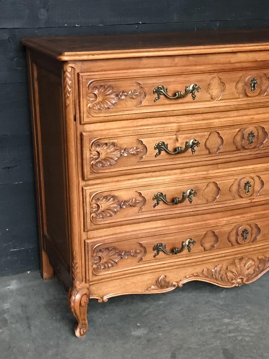 Walnut Louis XV Chest of Drawers 