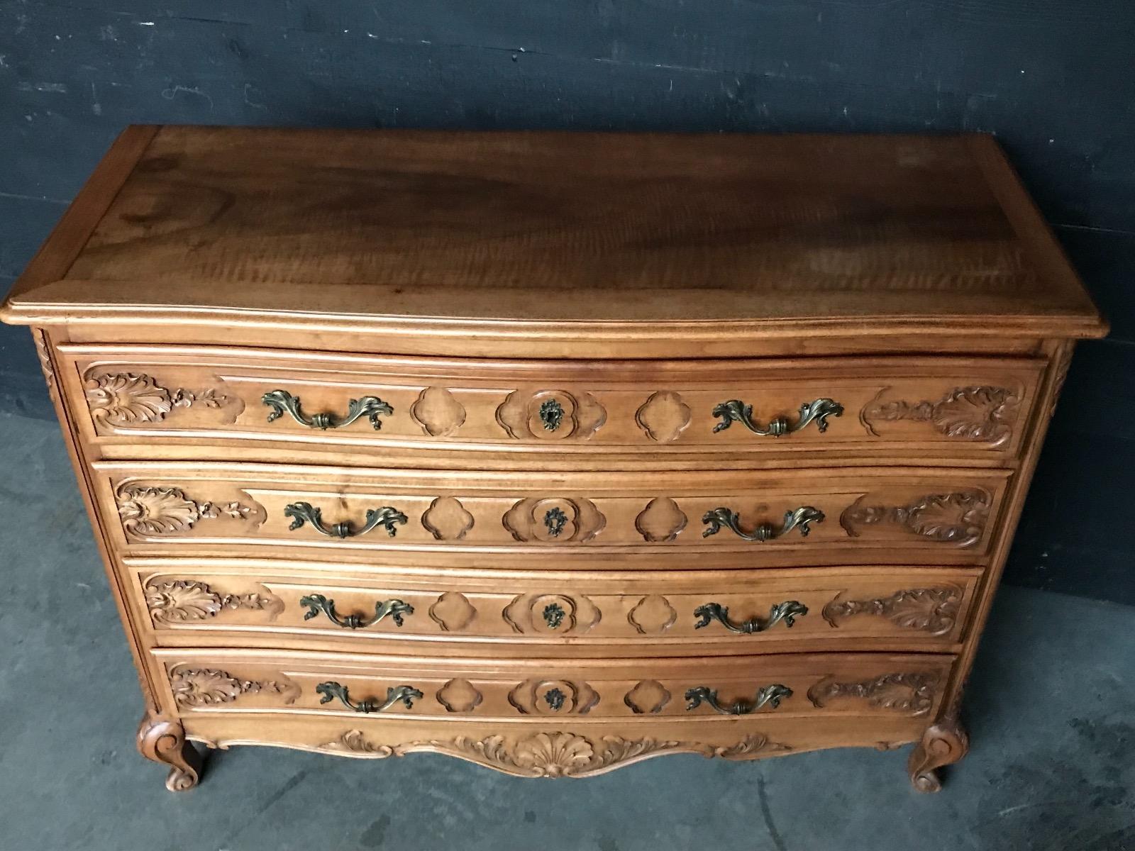 Walnut Louis XV Chest of Drawers 