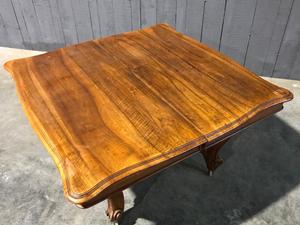 Walnut Louis XV dining table